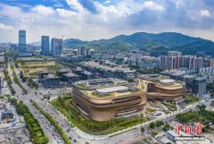 广州白云发布全国首部化妆品全链条合规指引护航“美丽经济